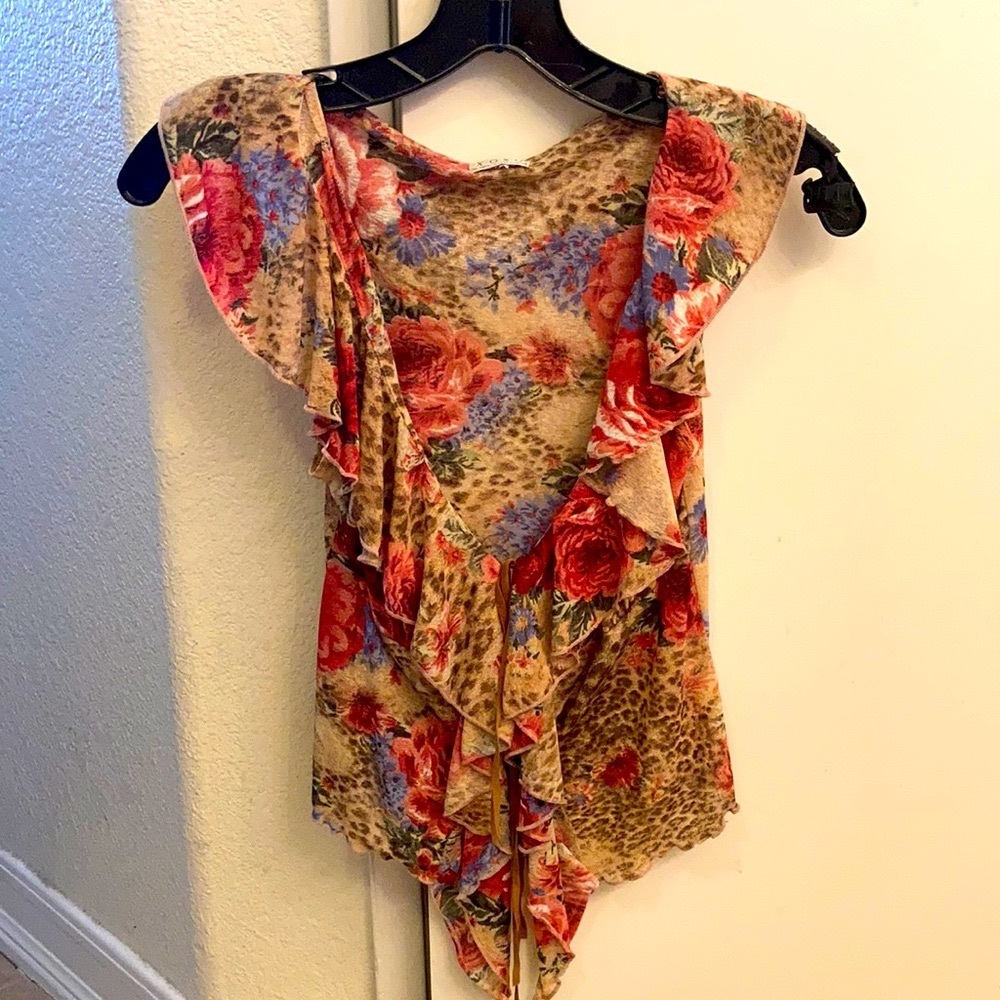 Crop floral blouse w/ 3 ties in front